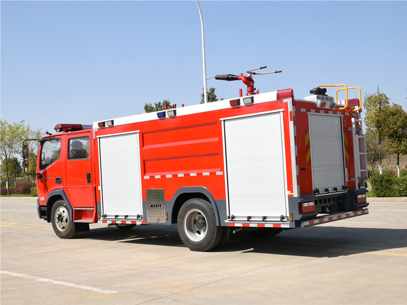 福田6噸泡沫消防車